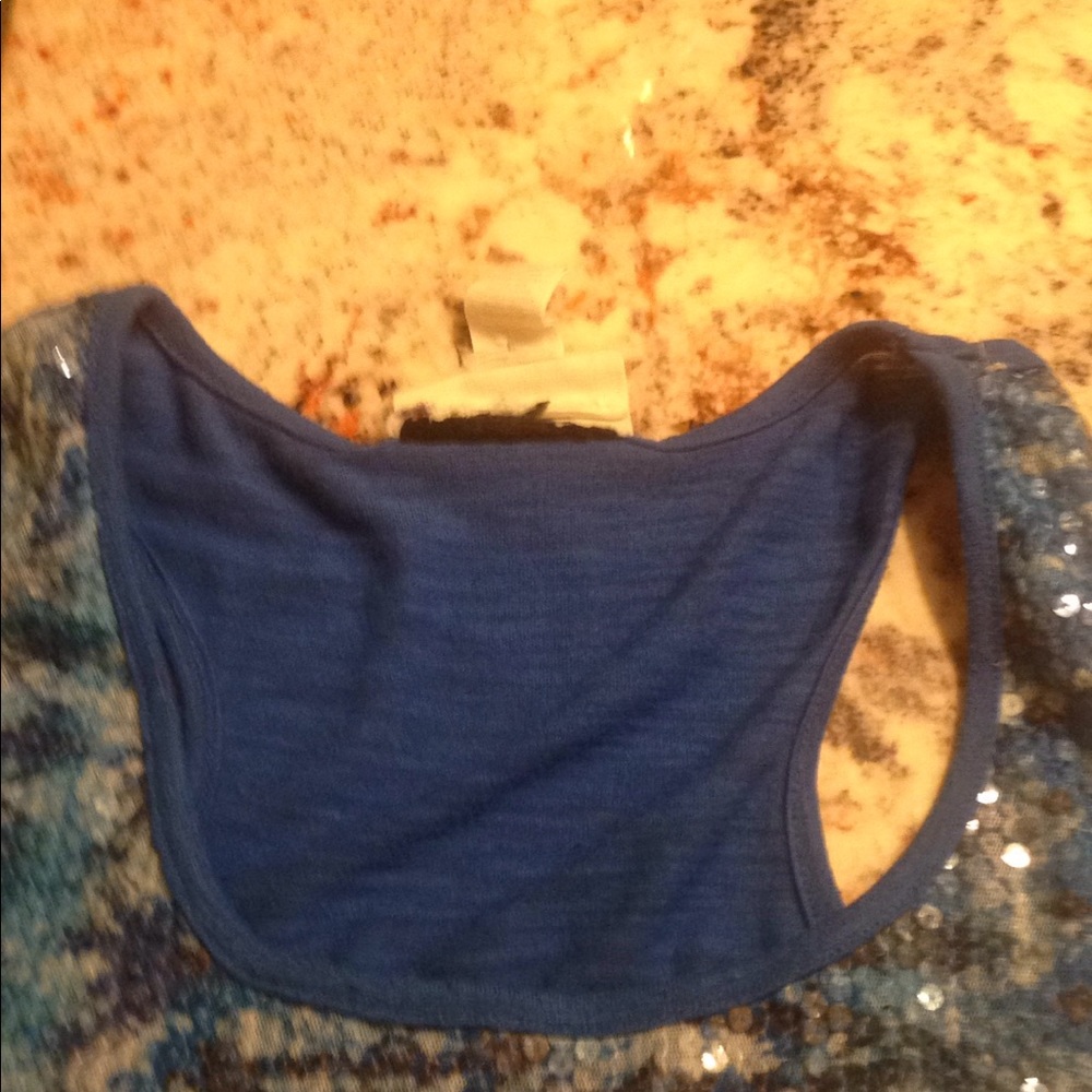 Shirt - Picture 2 of 3